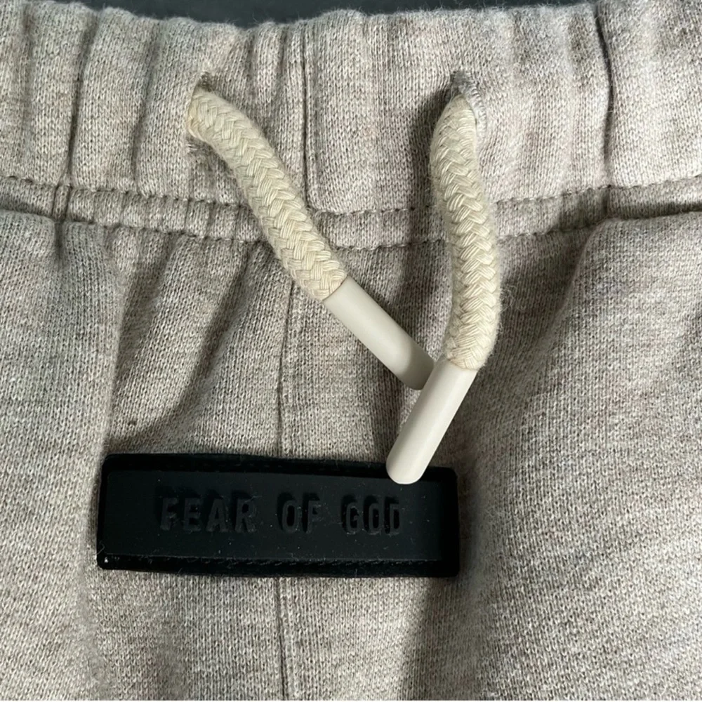 ✨ ESSENTIALS ✨ Kids Classic Fleece Sweatpants Joggers Size 10 (Could fit 8) - Picture 7 of 14